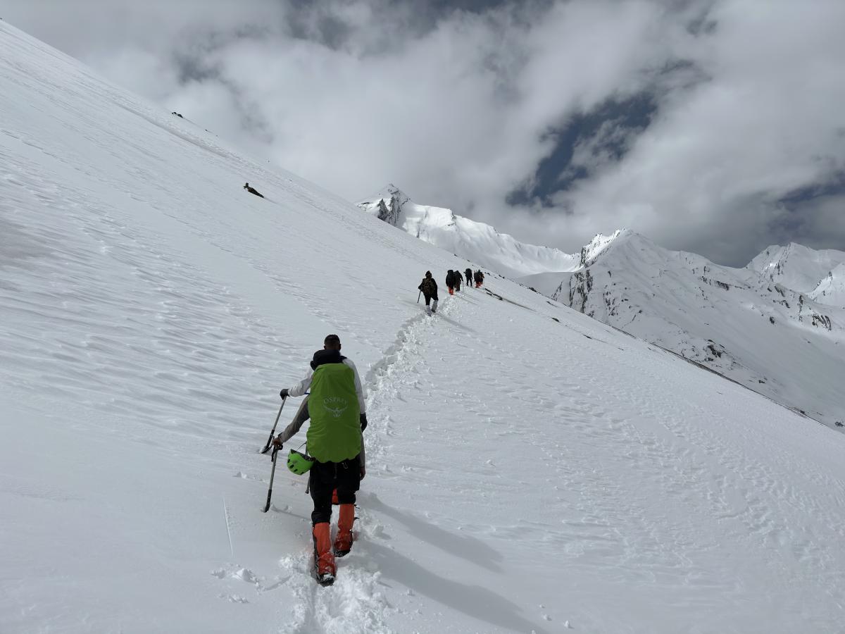 Borasu Pass Trek – A high-altitude Himalayan route connecting Har Ki Dun in Uttarakhand to Chitkul in Himachal Pradesh.