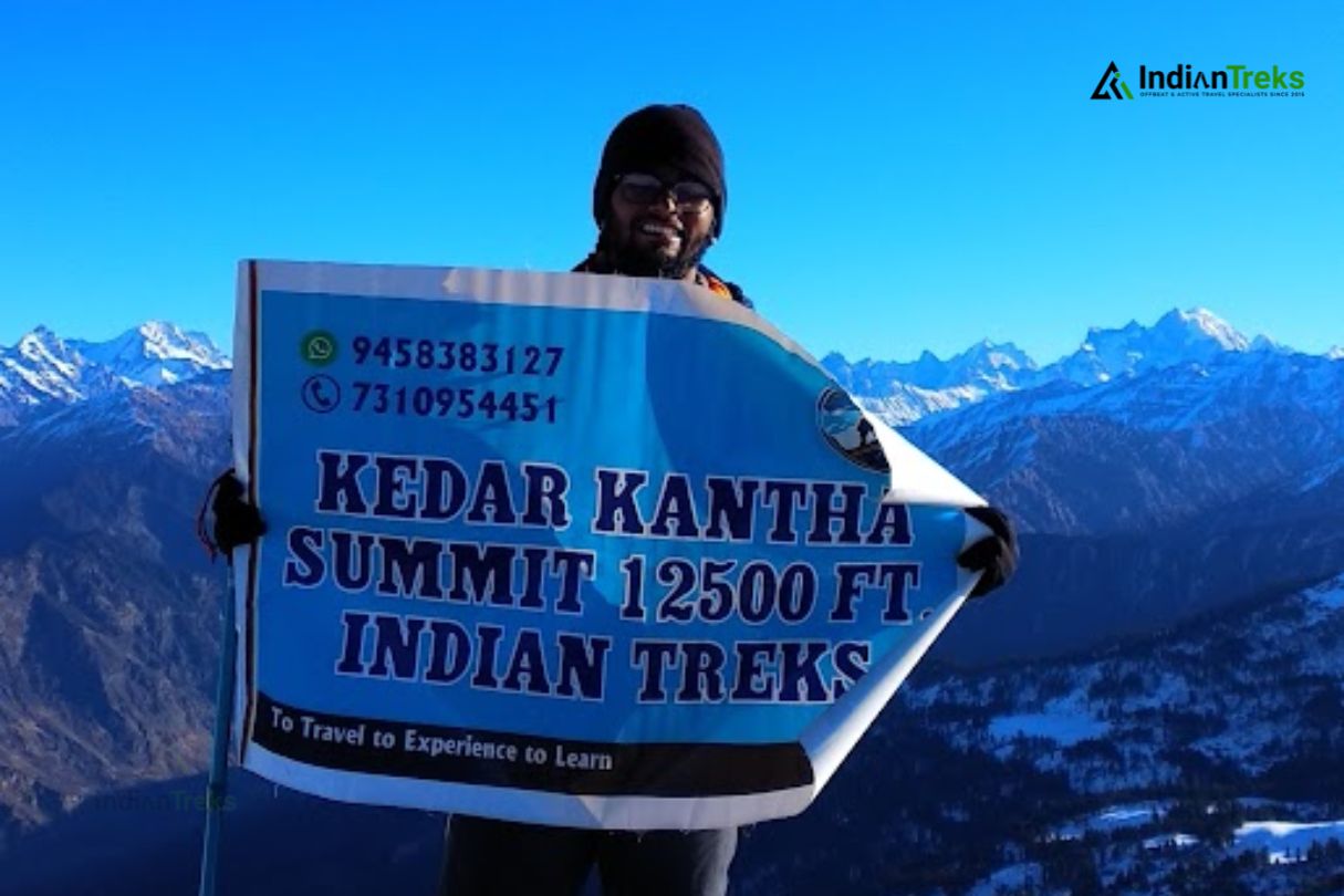 Winter Trek Group Photo Kedarkantha