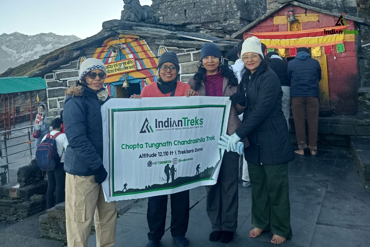 Chandrashila summit 360 degree Himalayan views Deoriatal Chopta Trek